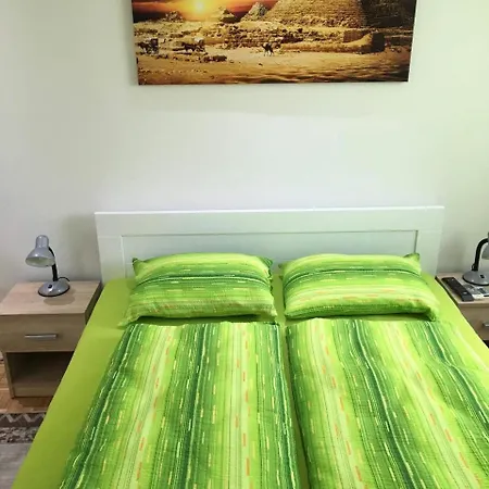 Apartment Dreams *